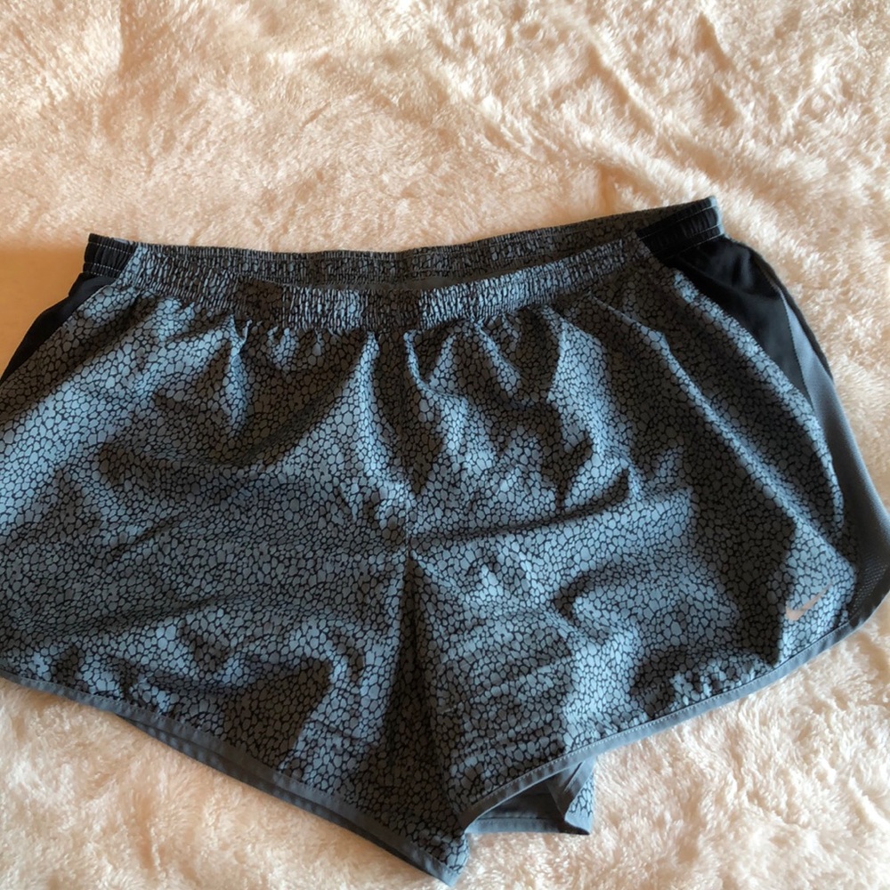 Running shorts